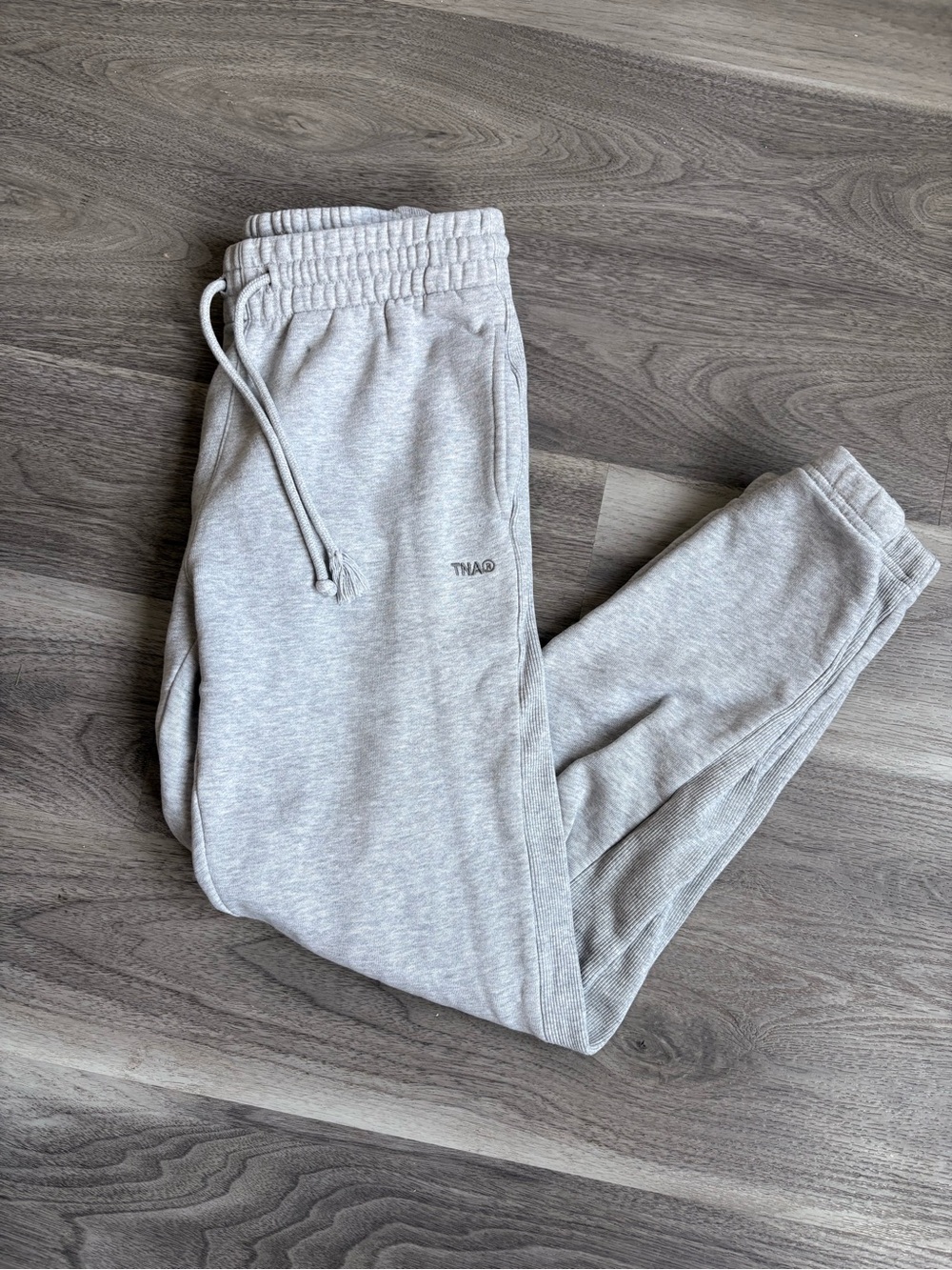 TNA Cozy Fleece Boyfriend Sweatpants – Heather Grey – Size XS